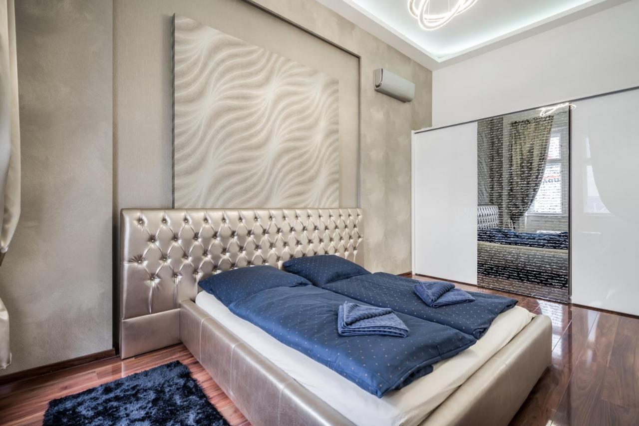 Opera Luxury Apartment With Free Parking Budapesta Exterior foto