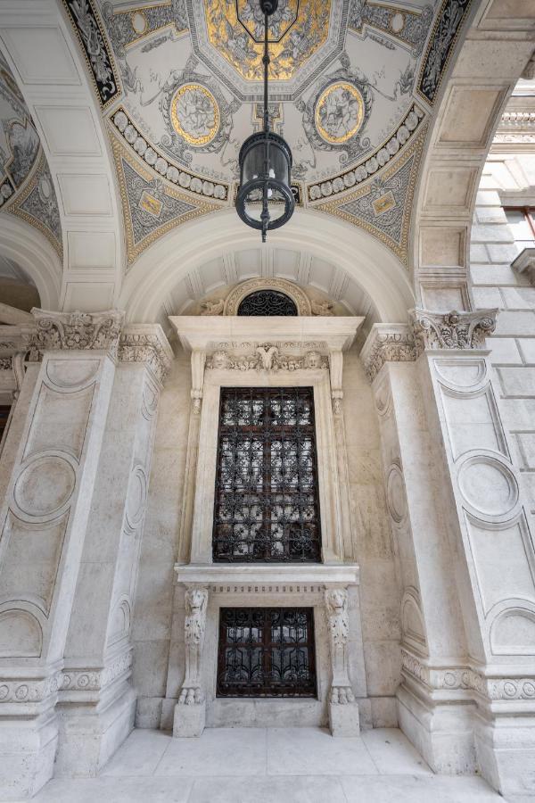 Opera Luxury Apartment With Free Parking Budapesta Exterior foto