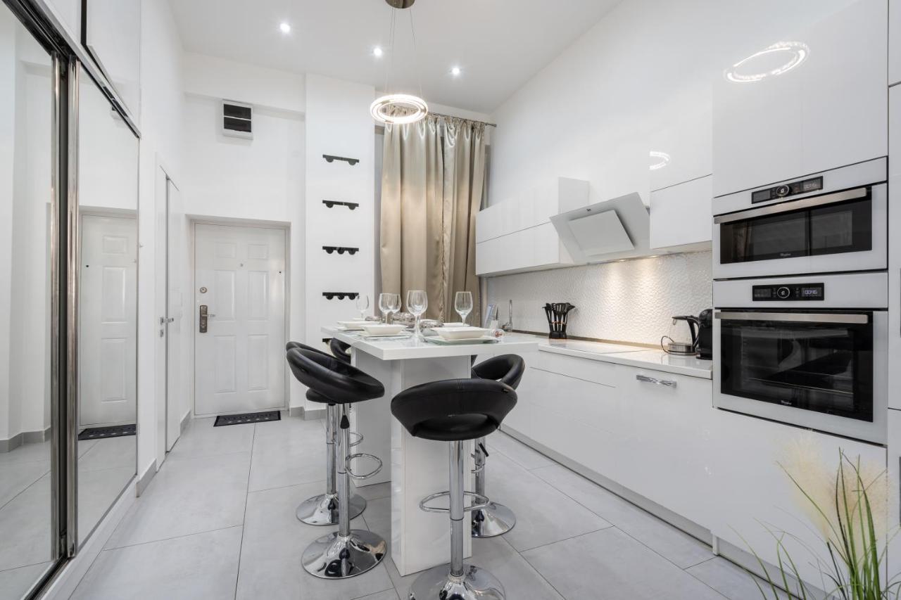 Opera Luxury Apartment With Free Parking Budapesta Exterior foto